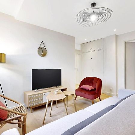 Appartement Neuf Pour 6, Parking Et Box, Au Calme 维勒班 外观 照片