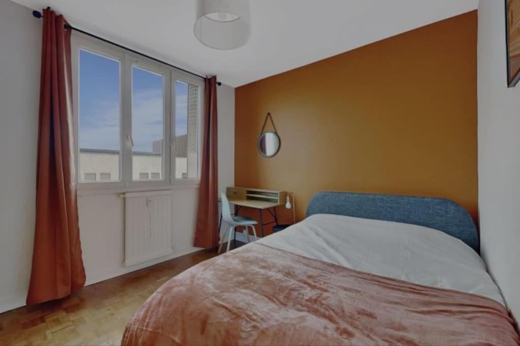 Appartement Neuf Pour 6, Parking Et Box, Au Calme 维勒班 外观 照片